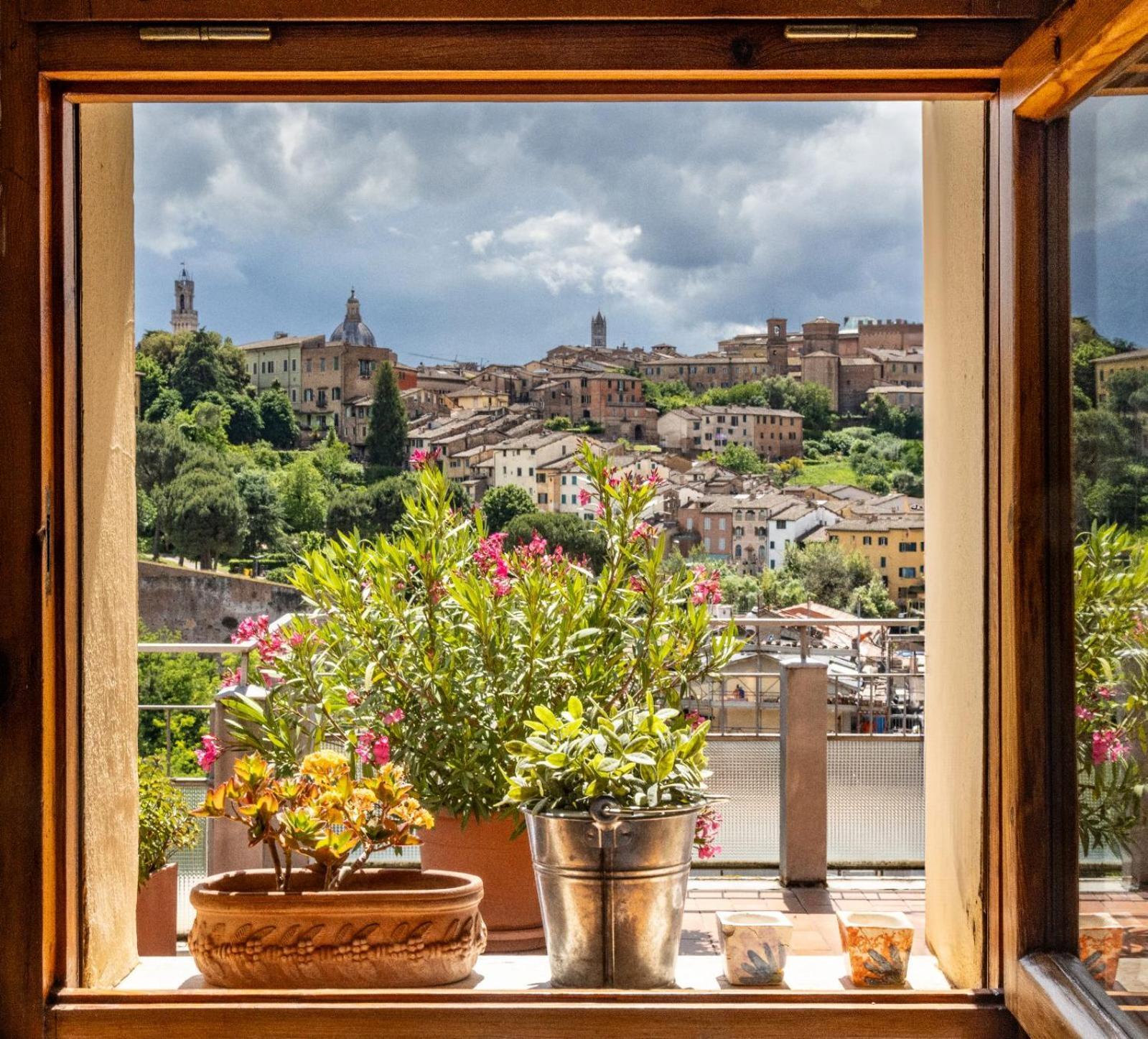 Attico San Francesco Appartement Siena Buitenkant foto
