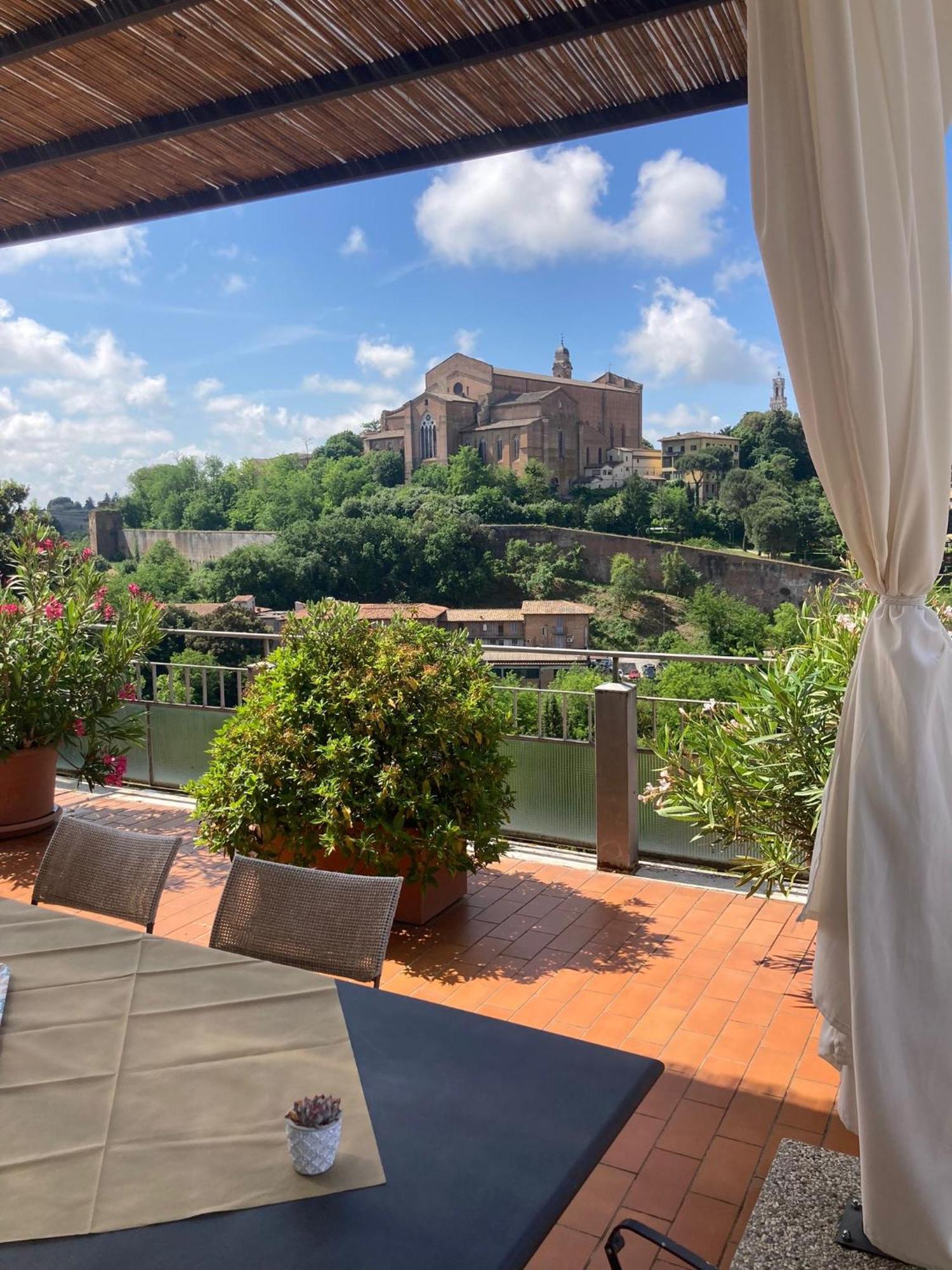 Attico San Francesco Appartement Siena Buitenkant foto